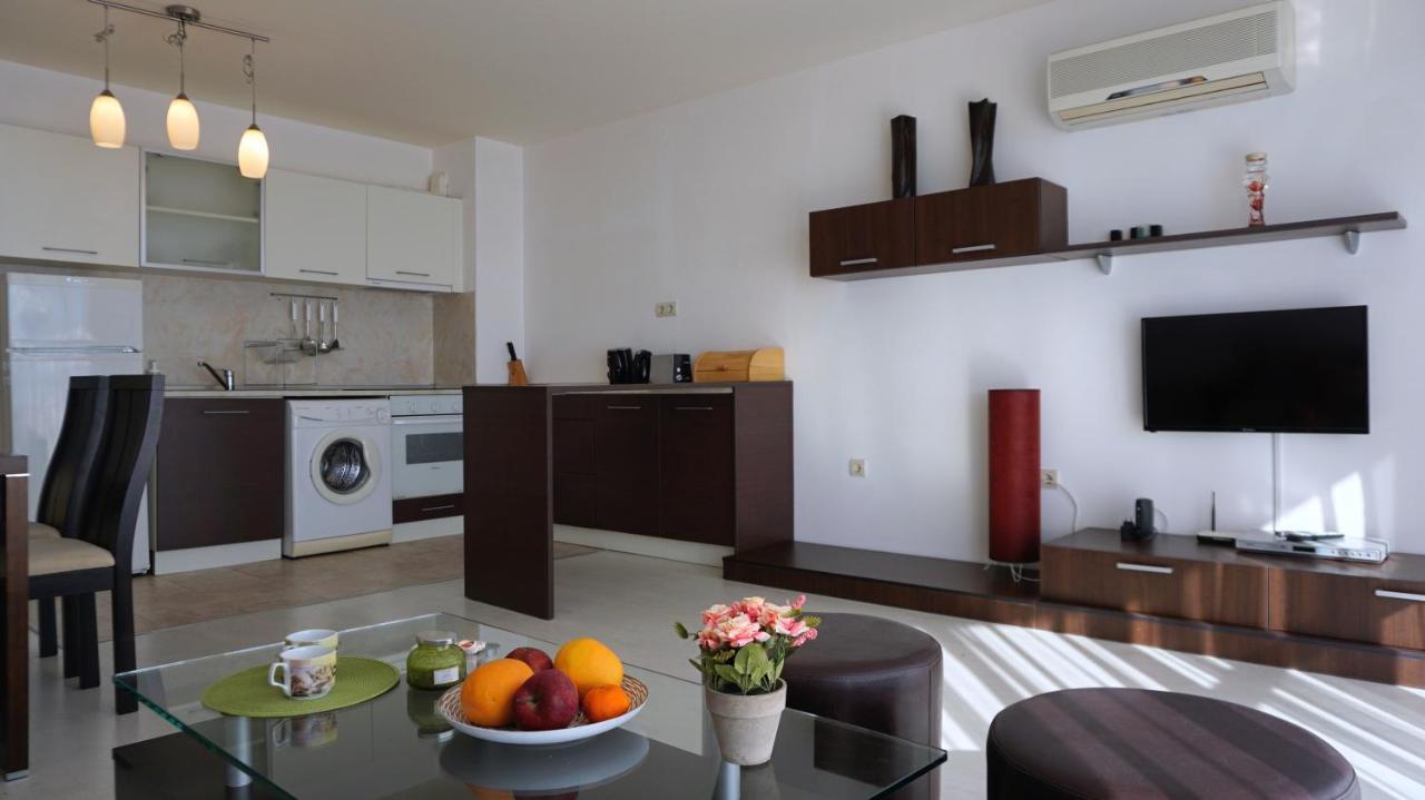 Апартаменти Свети Георги - Saint George Apartments Kavarna Bagian luar foto