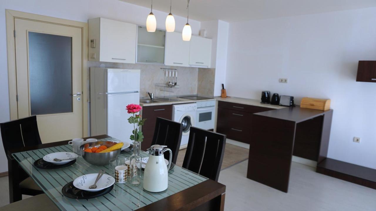 Апартаменти Свети Георги - Saint George Apartments Kavarna Bagian luar foto