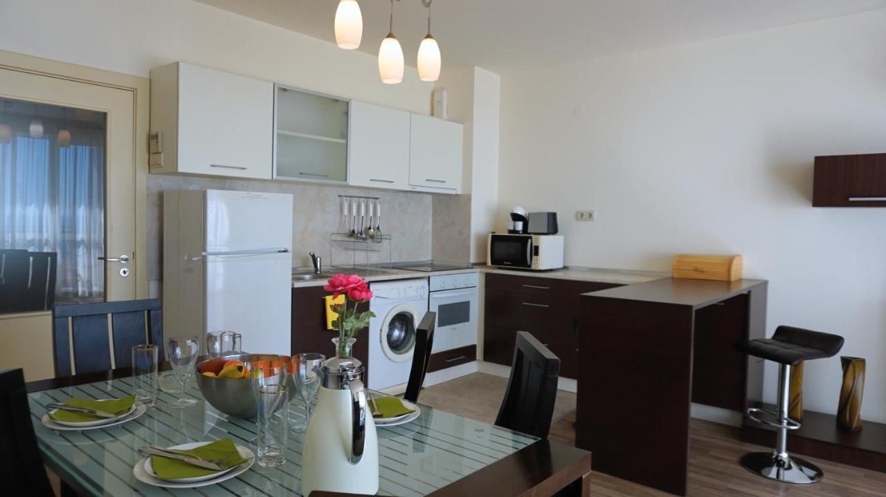 Апартаменти Свети Георги - Saint George Apartments Kavarna Bagian luar foto