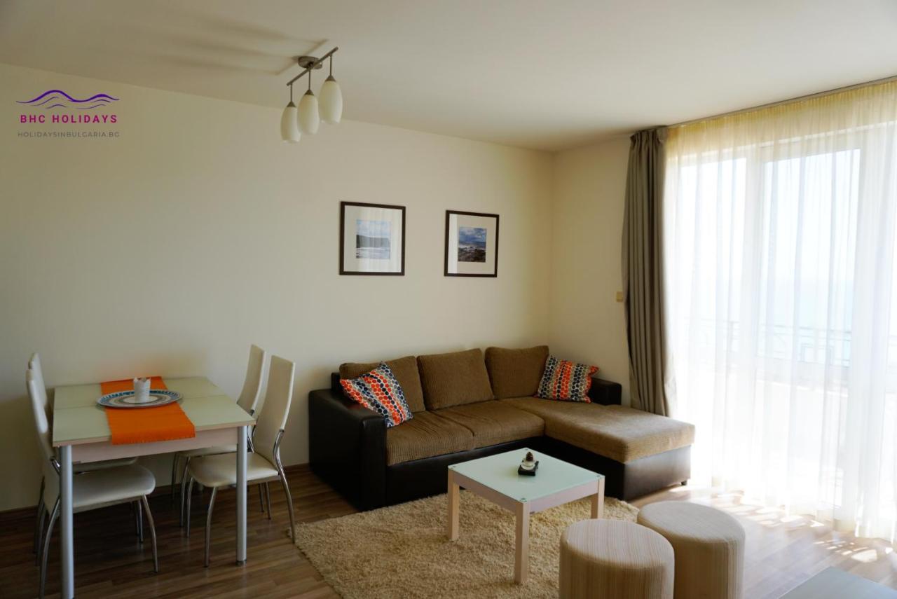 Апартаменти Свети Георги - Saint George Apartments Kavarna Bagian luar foto